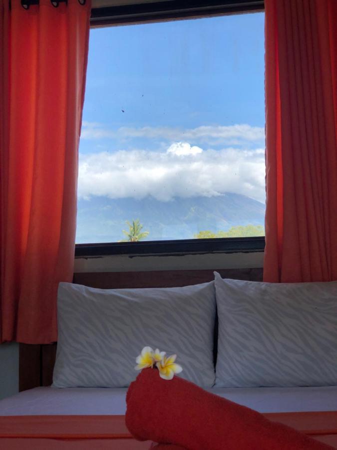 Tira Amed Homestay Bagian luar foto