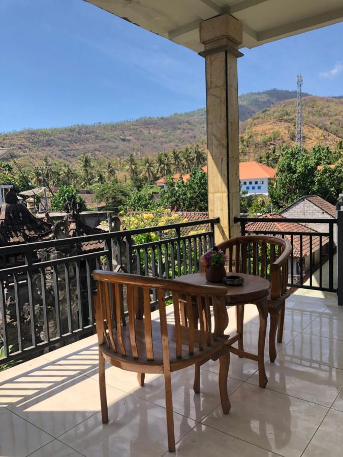 Tira Amed Homestay Bagian luar foto