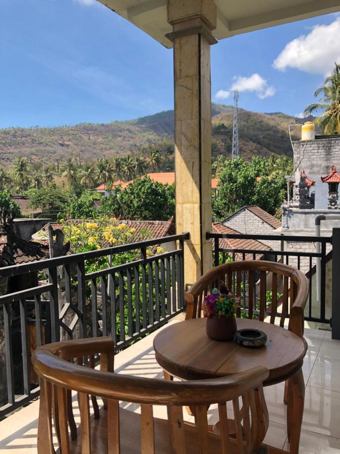 Tira Amed Homestay Bagian luar foto