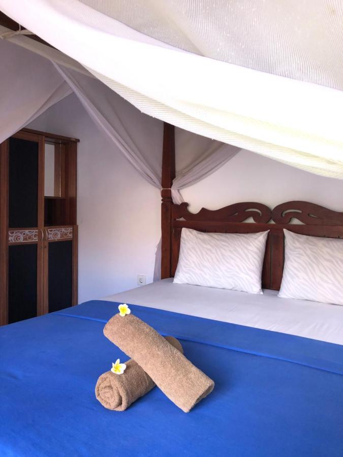 Tira Amed Homestay Bagian luar foto