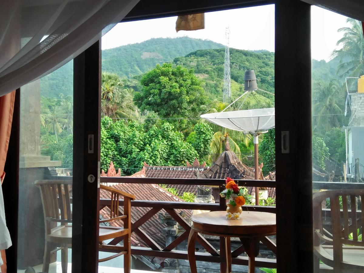 Tira Amed Homestay Bagian luar foto