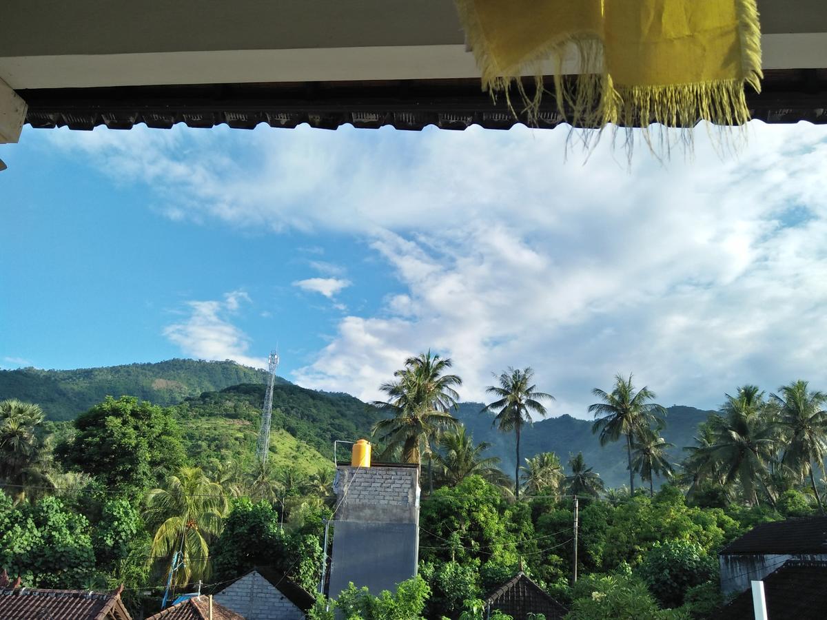 Tira Amed Homestay Bagian luar foto
