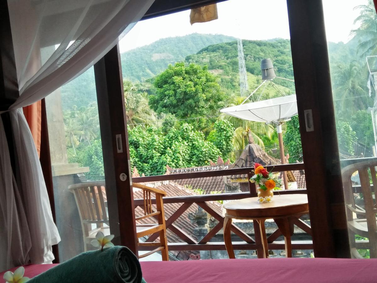 Tira Amed Homestay Bagian luar foto