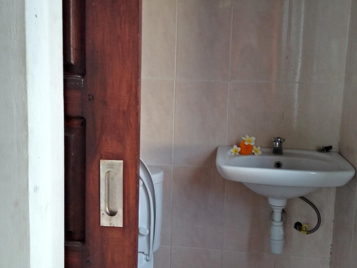 Tira Amed Homestay Bagian luar foto