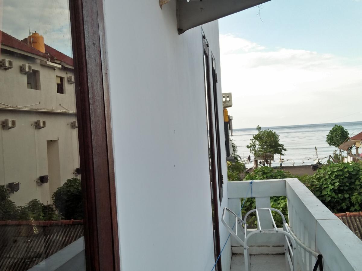 Tira Amed Homestay Bagian luar foto