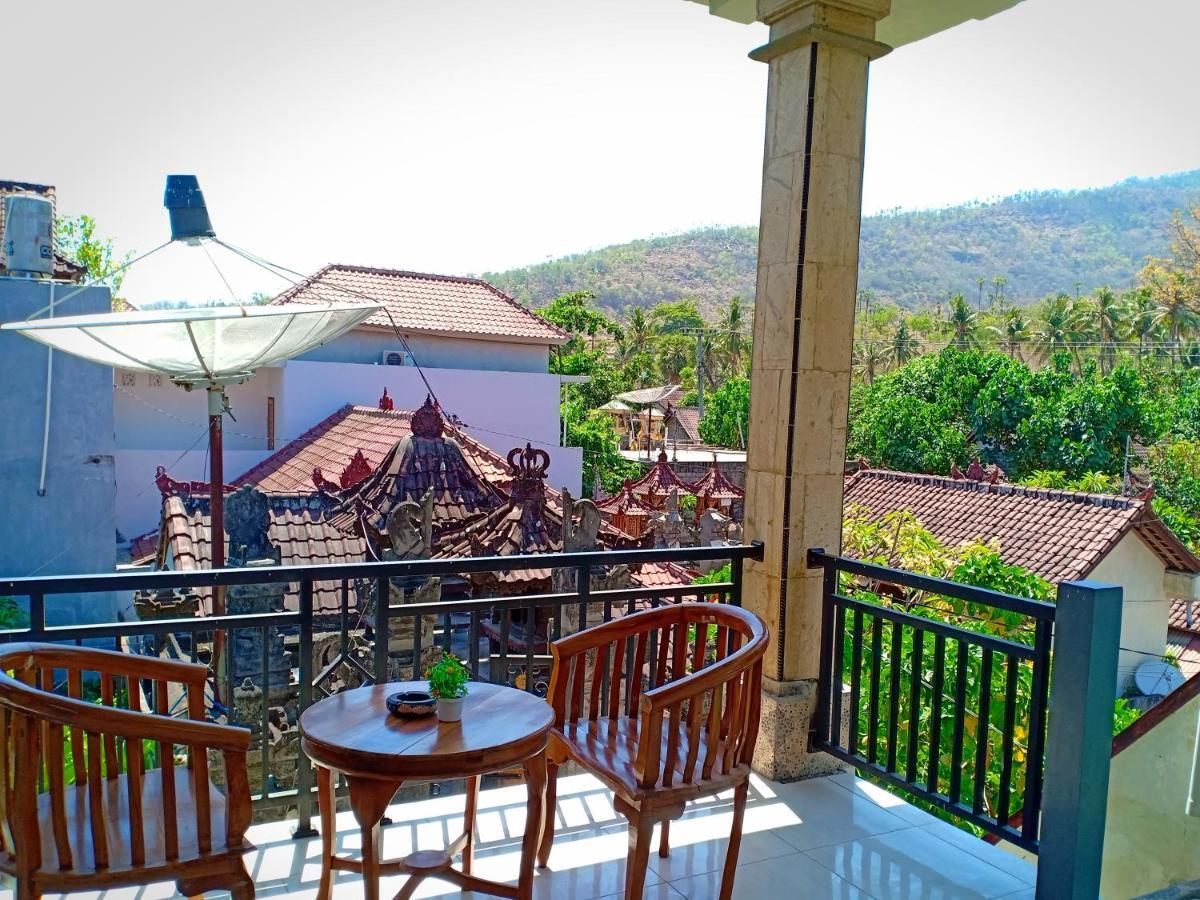 Tira Amed Homestay Bagian luar foto